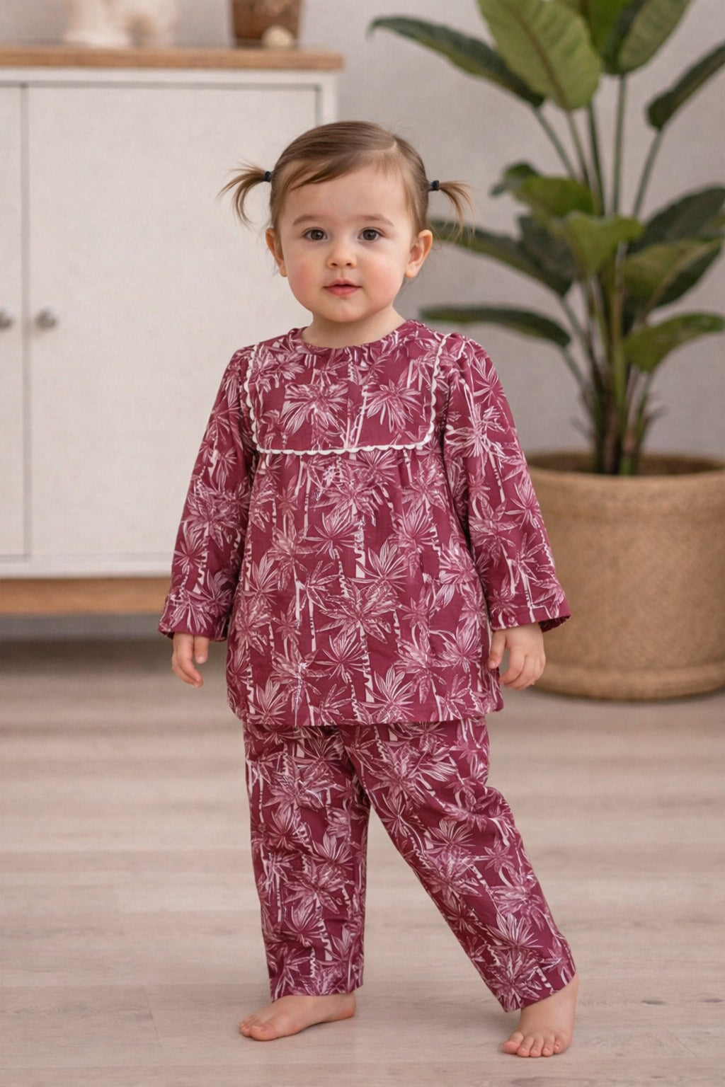 Dusky Palms Girl’s Sleepwear (1-14 Yrs)